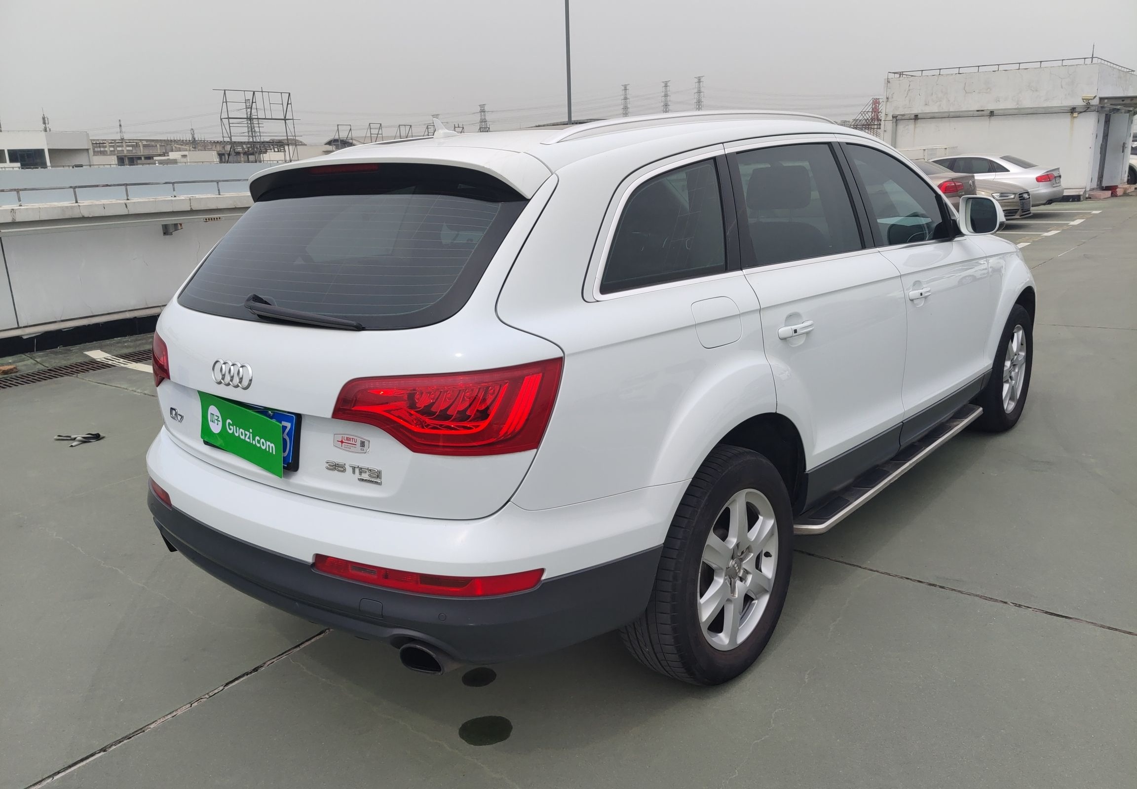 奥迪Q7 2014款 35 TFSI 进取型(进口)