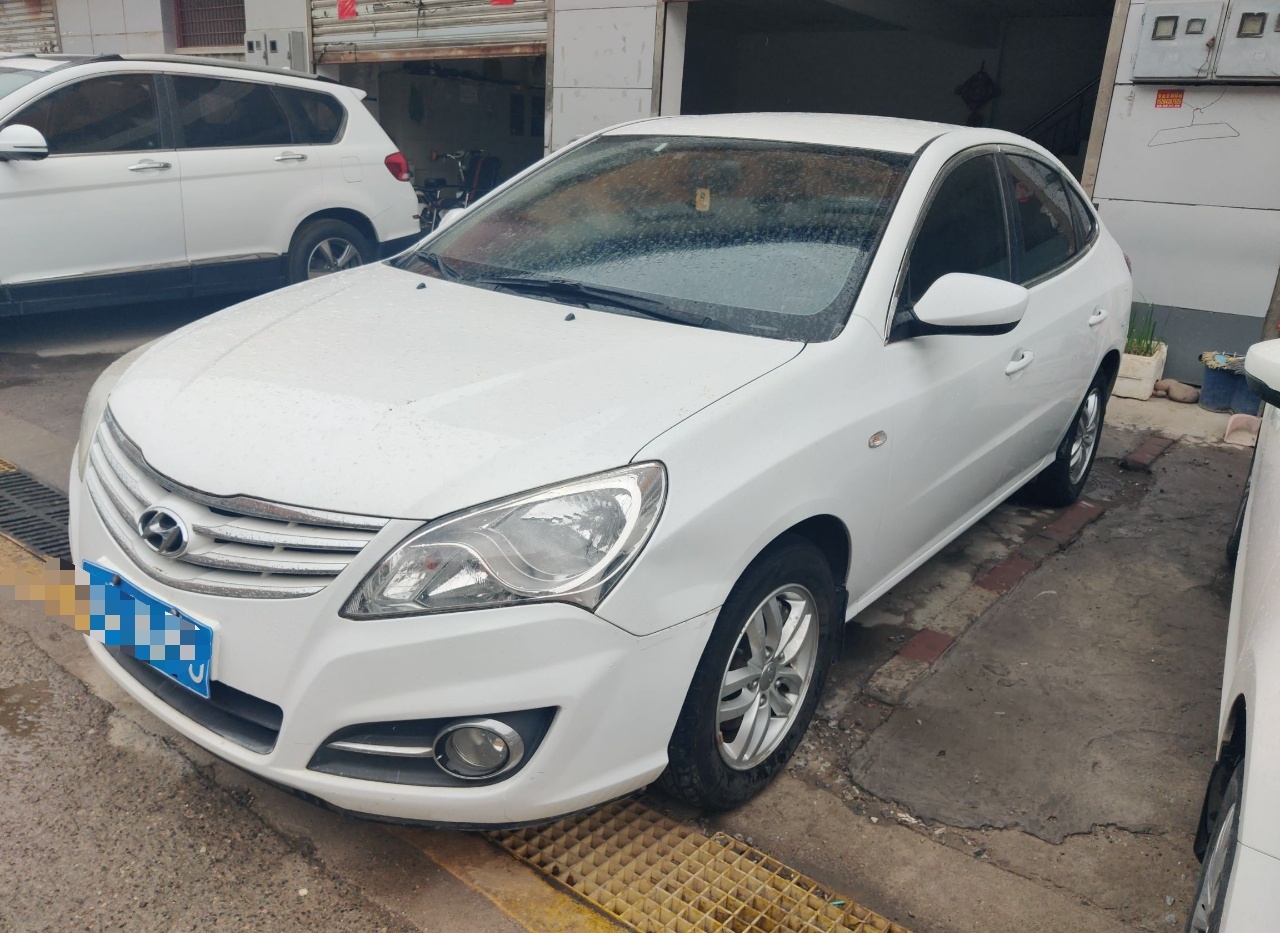 现代 悦动 2011款 1.6L 手动舒适型