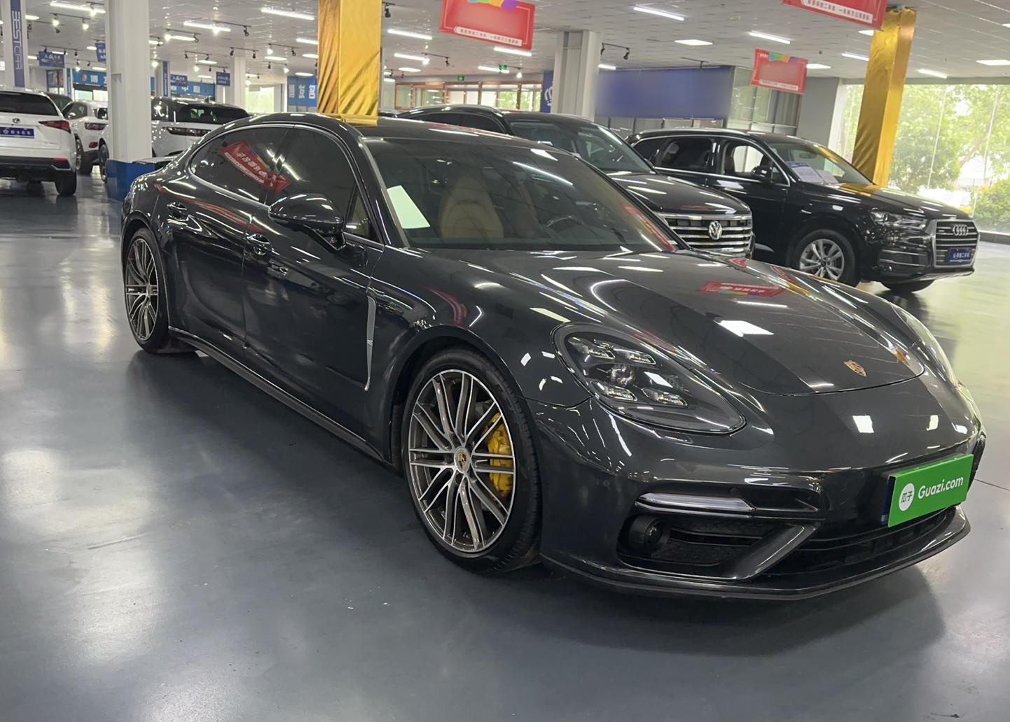 保时捷Panamera 2017款 Panamera 4 行政加长版 3.0T