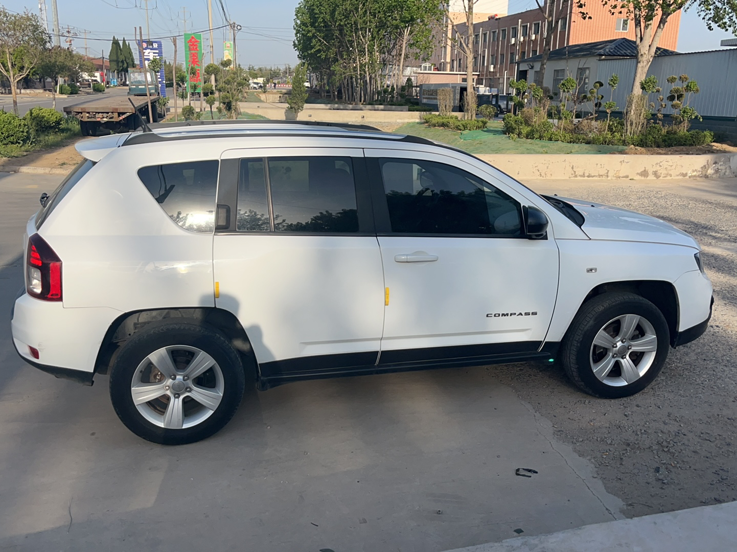 Jeep 指南者 2014款 2.4L 四驱运动版(进口)