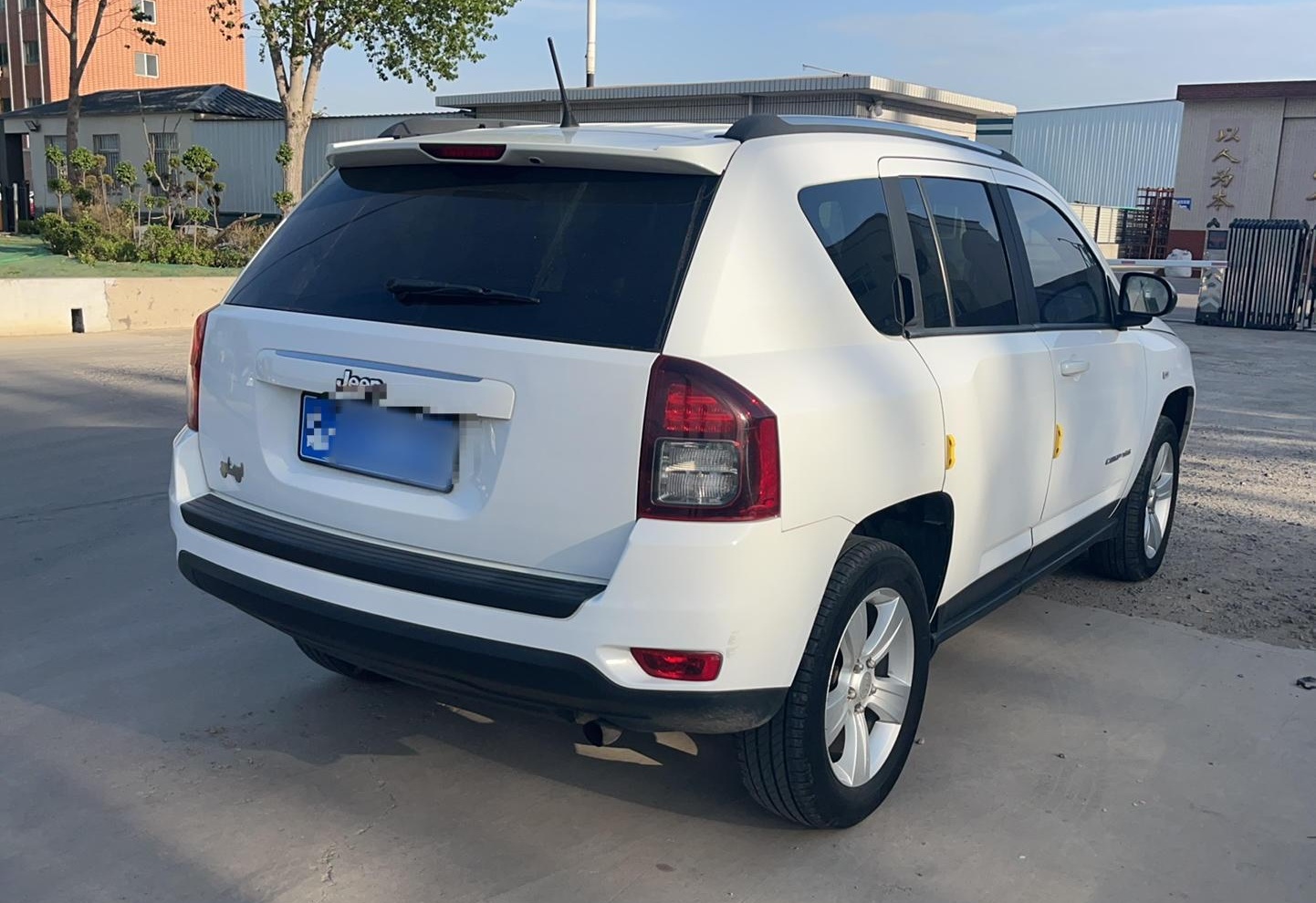 Jeep 指南者 2014款 2.4L 四驱运动版(进口)