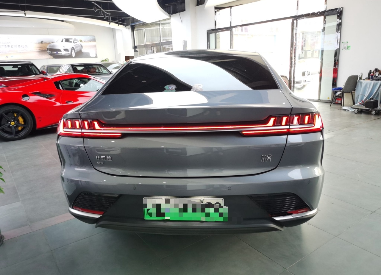 比亚迪 汉 2021款 EV 标准续航版豪华型