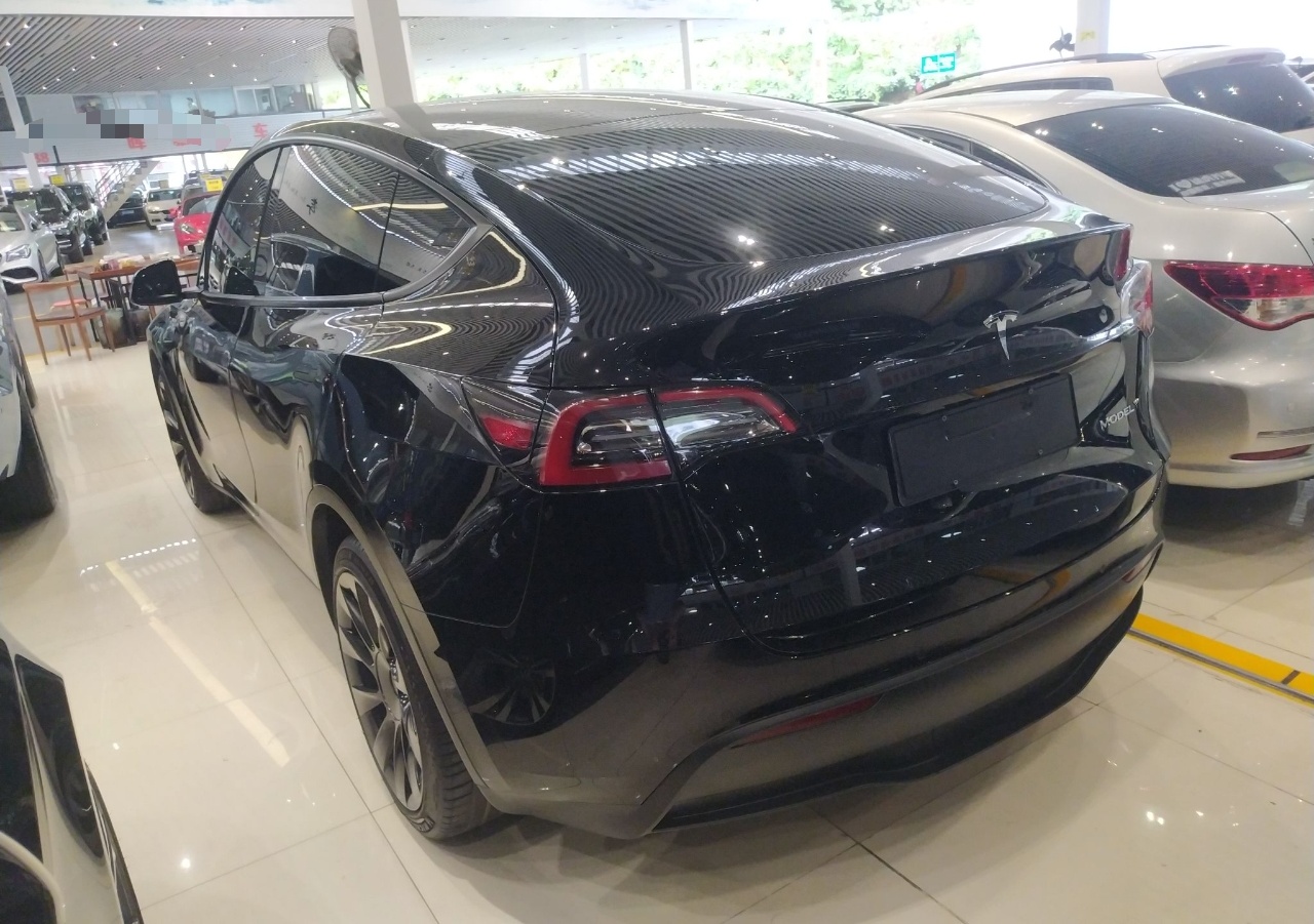 特斯拉 Model Y 2021款 标准续航后驱版