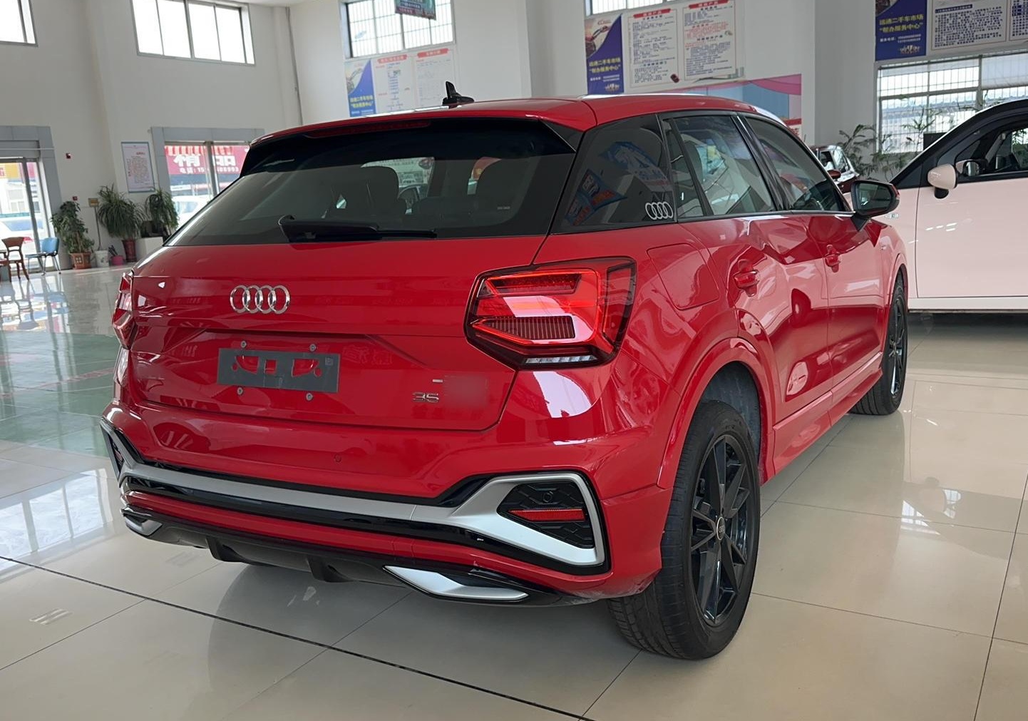 奥迪Q2L 2022款 35 TFSI 进取动感型