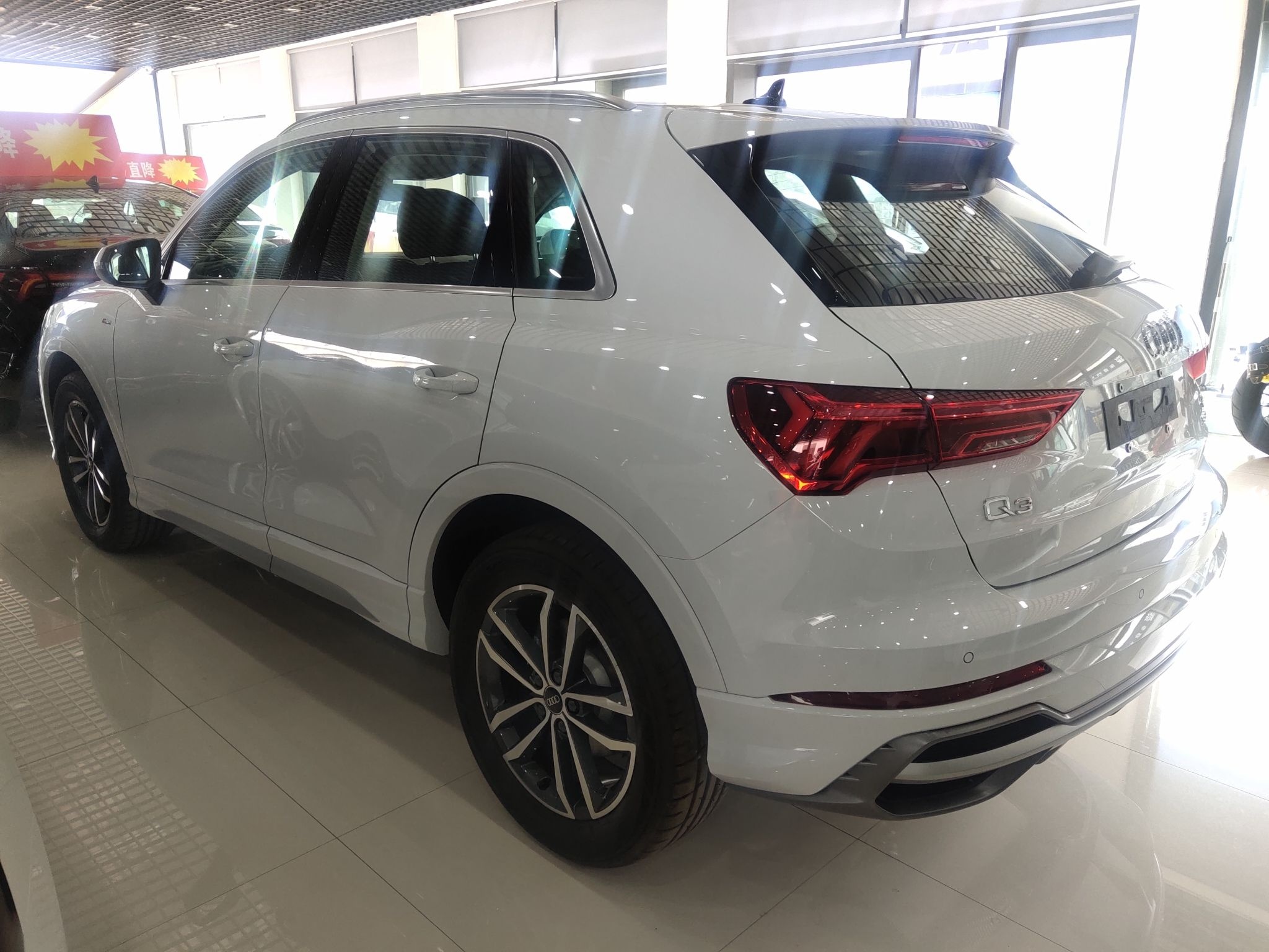 奥迪Q3 2022款 35 TFSI 进取动感型