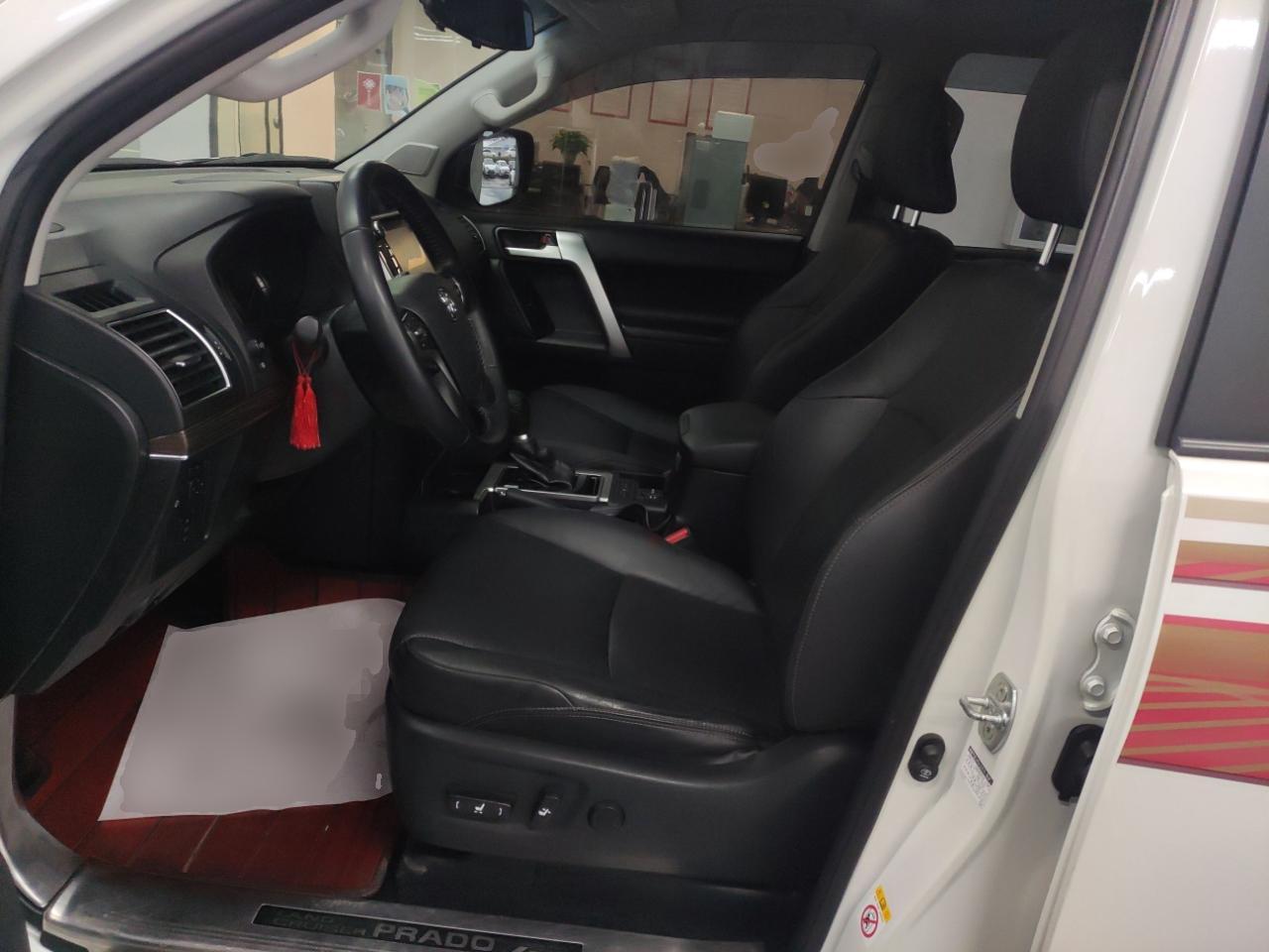 丰田 普拉多 2018款 3.5L 自动TX-L后挂备胎