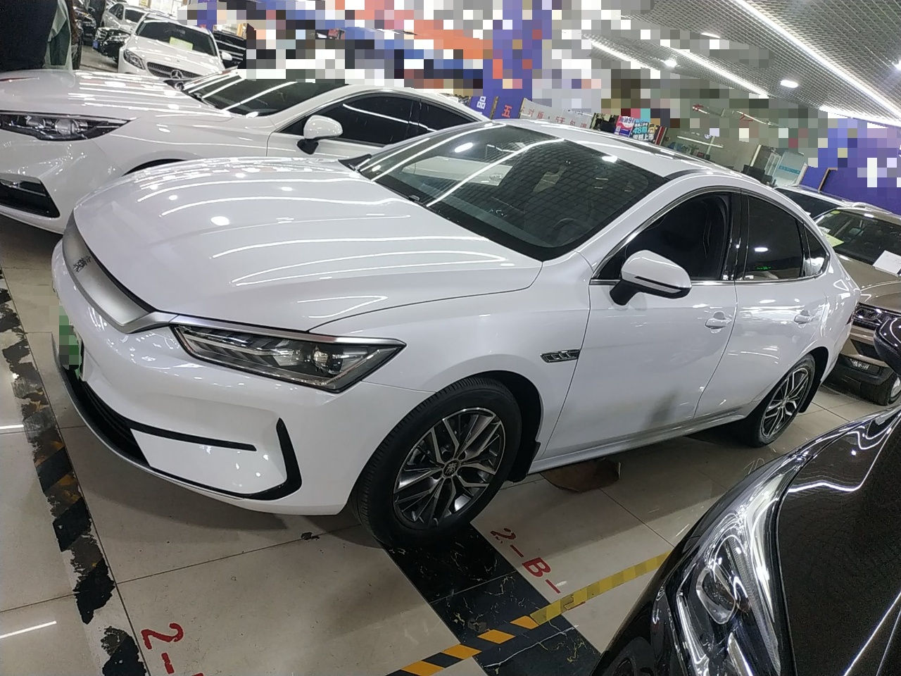 比亚迪 秦PLUS 2021款 EV 500KM 豪华型