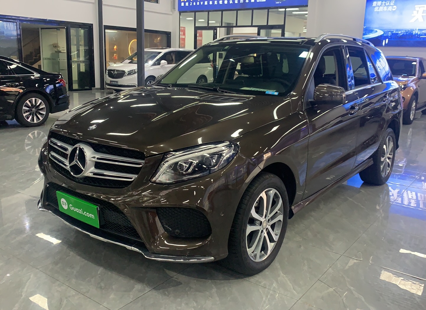 奔驰GLE级 2016款 GLE 320 4MATIC 动感型(进口)