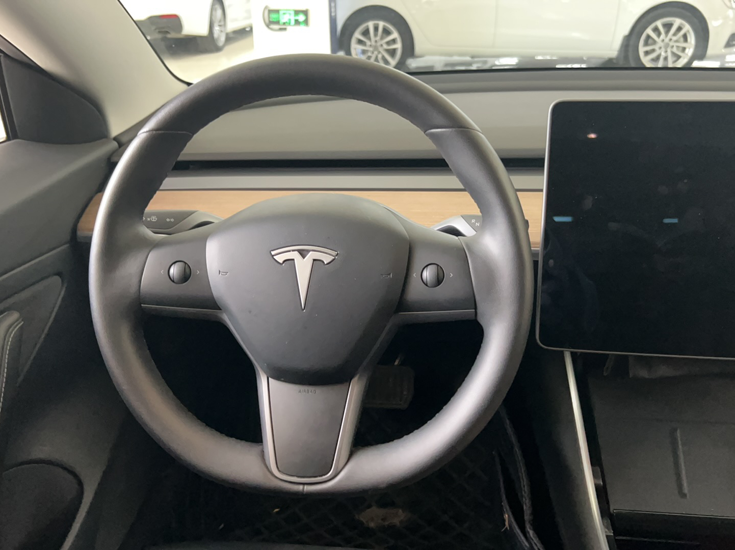 特斯拉 Model 3 2020款 标准续航后驱升级版