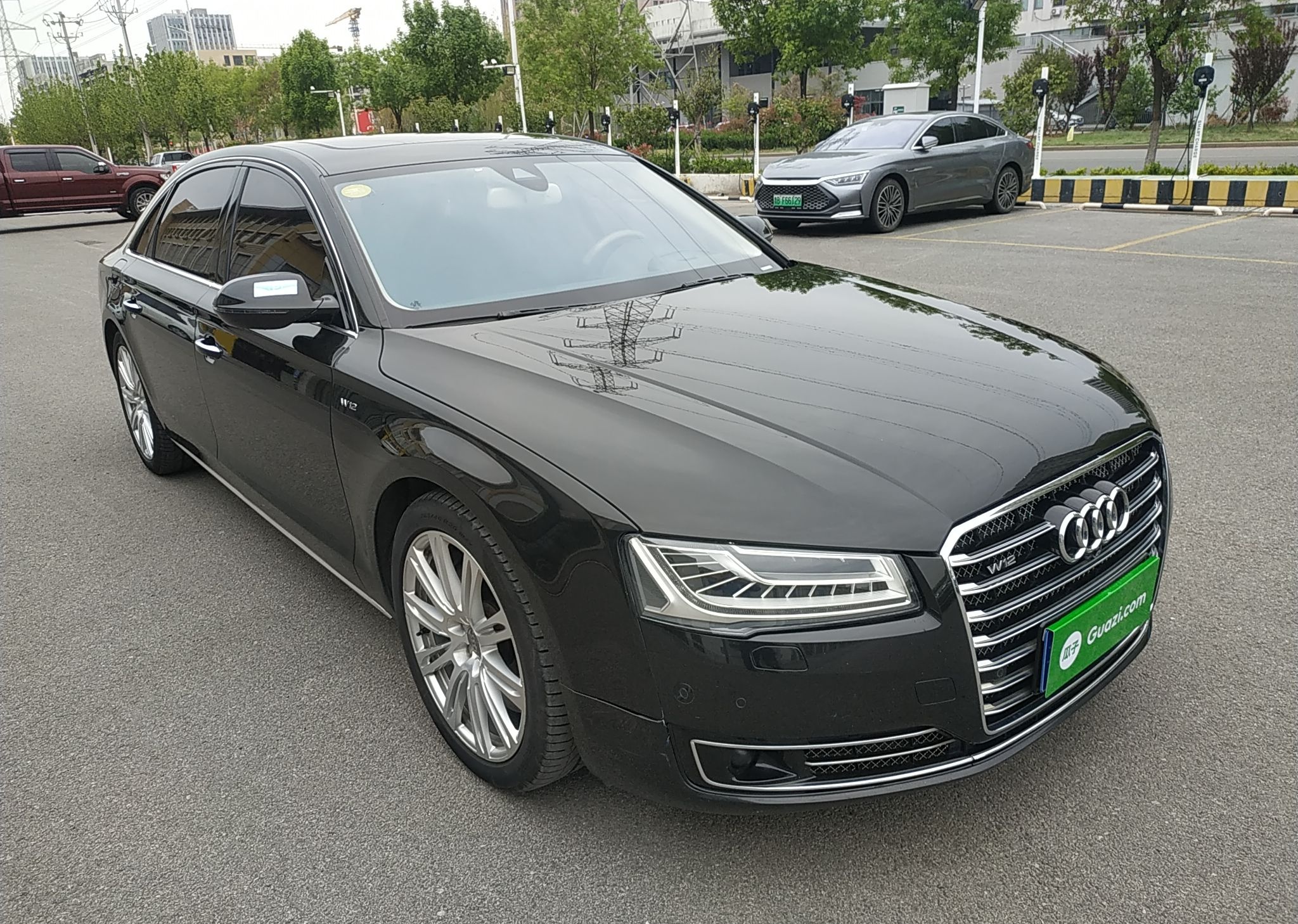 奥迪A8 2014款 A8L 6.3 FSI W12 quattro旗舰型(进口)