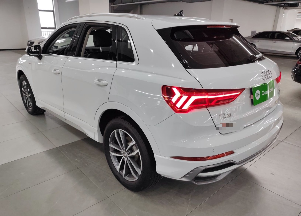 奥迪Q3 2021款 35 TFSI 进取动感型