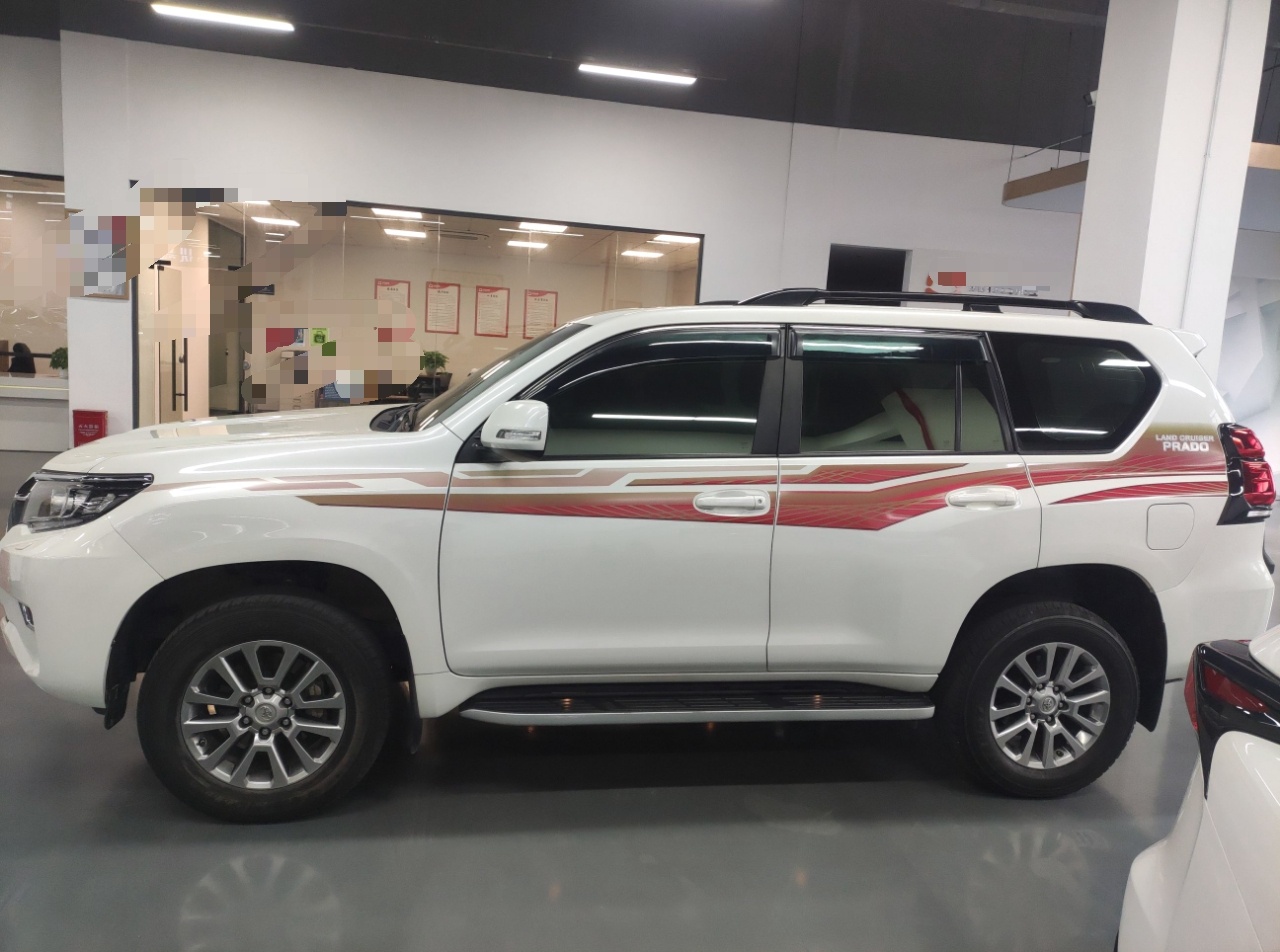 丰田 普拉多 2018款 3.5L 自动TX-L后挂备胎