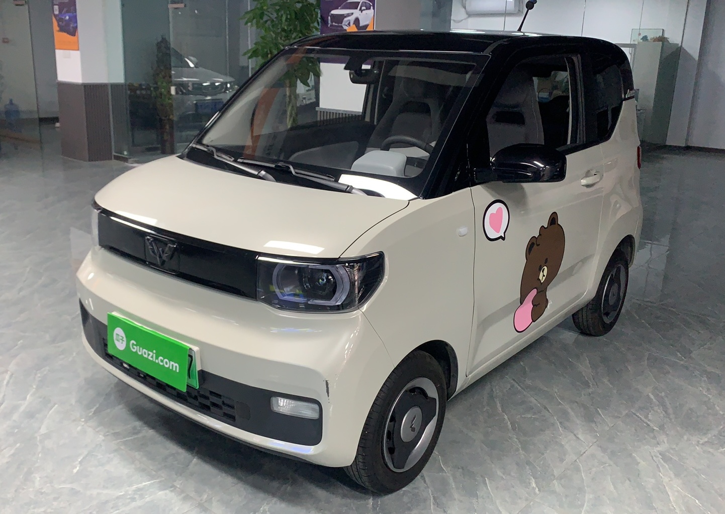 五菱汽车 宏光MINI EV 2021款 马卡龙臻享款 磷酸铁锂