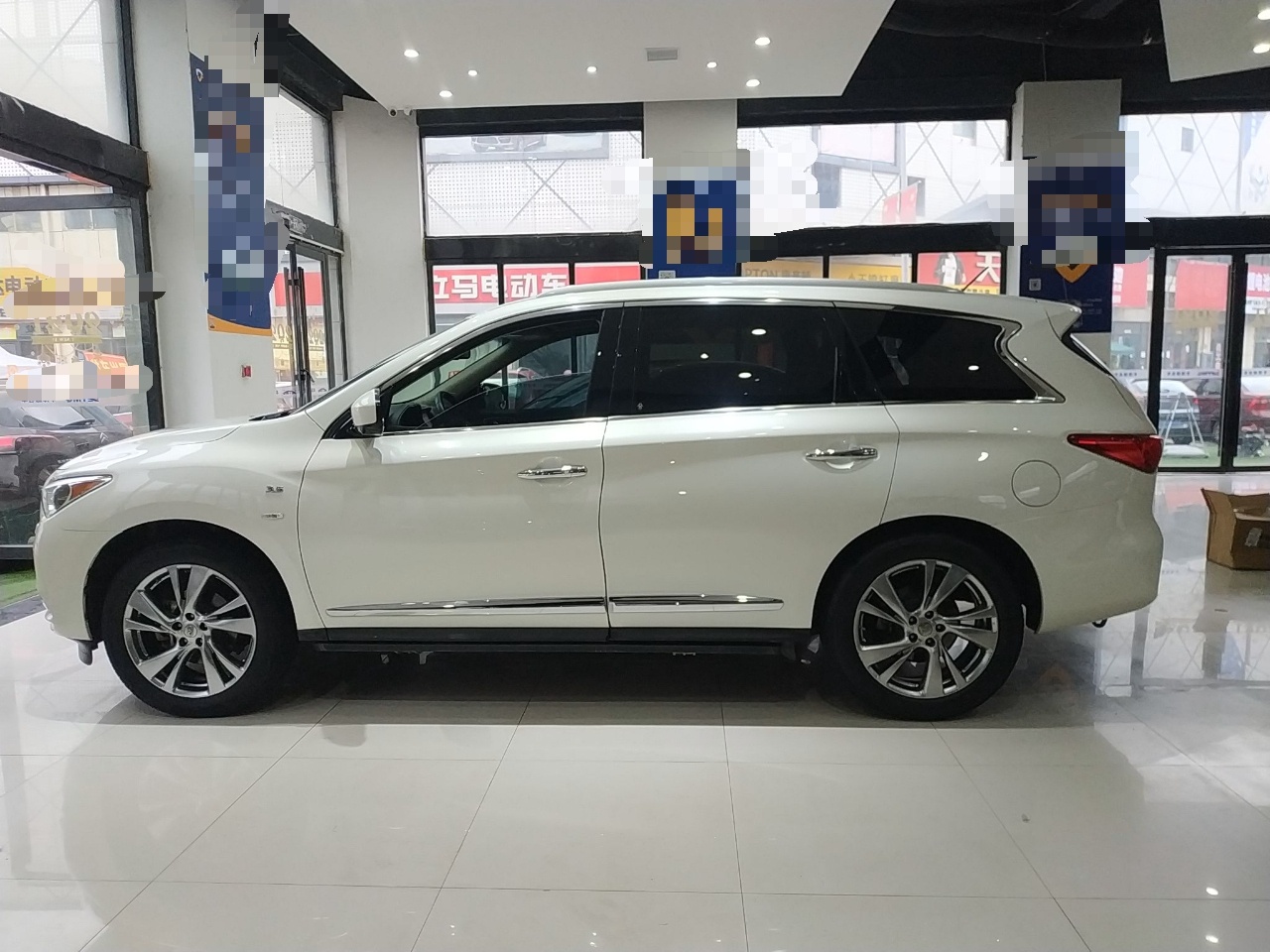 英菲尼迪QX60 2014款 3.5L 四驱全能版(进口)