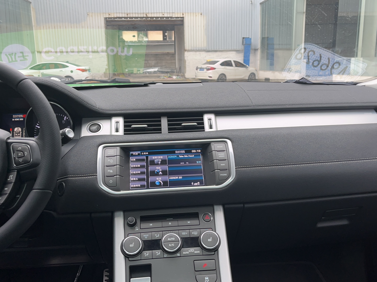 路虎 揽胜极光 2013款 2.0T 5门耀动版(进口)