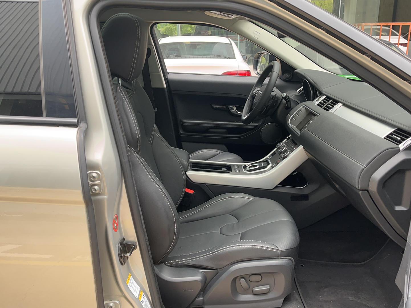 路虎 揽胜极光 2013款 2.0T 5门耀动版(进口)