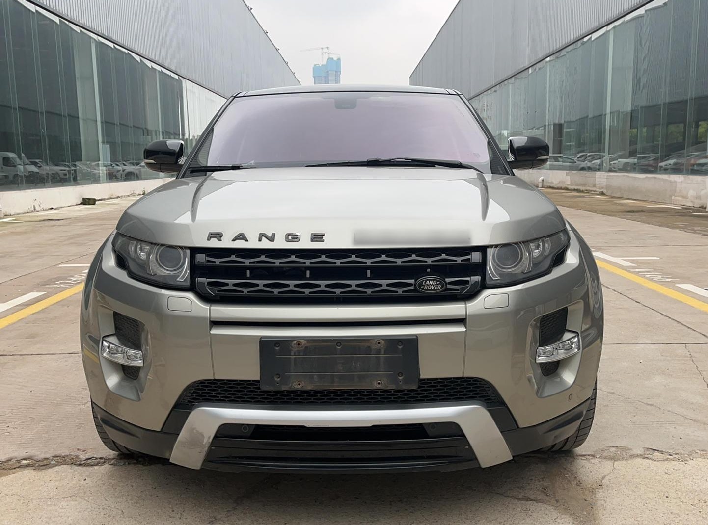 路虎 揽胜极光 2013款 2.0T 5门耀动版(进口)