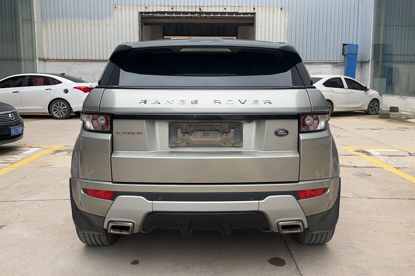 路虎 揽胜极光 2013款 2.0T 5门耀动版(进口)