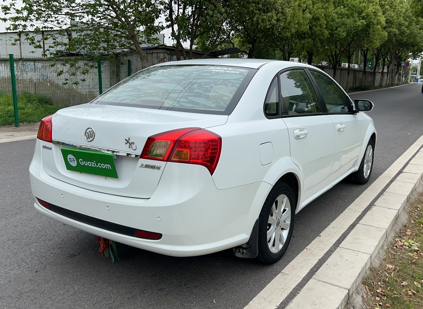 别克 凯越 2011款 1.6LE-MT