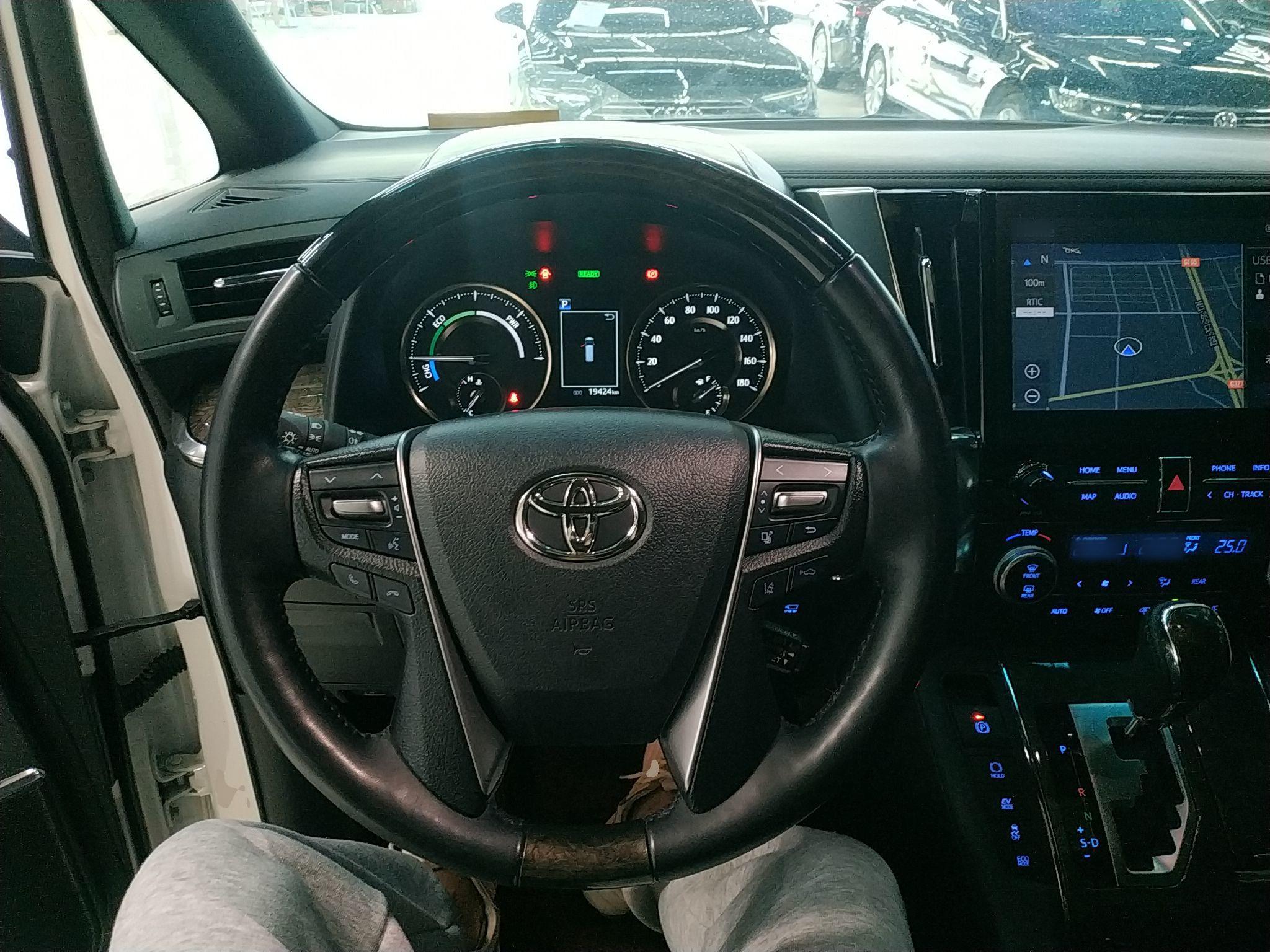 丰田 威尔法 2021款 皇冠 双擎 2.5L HV至尊版(进口)