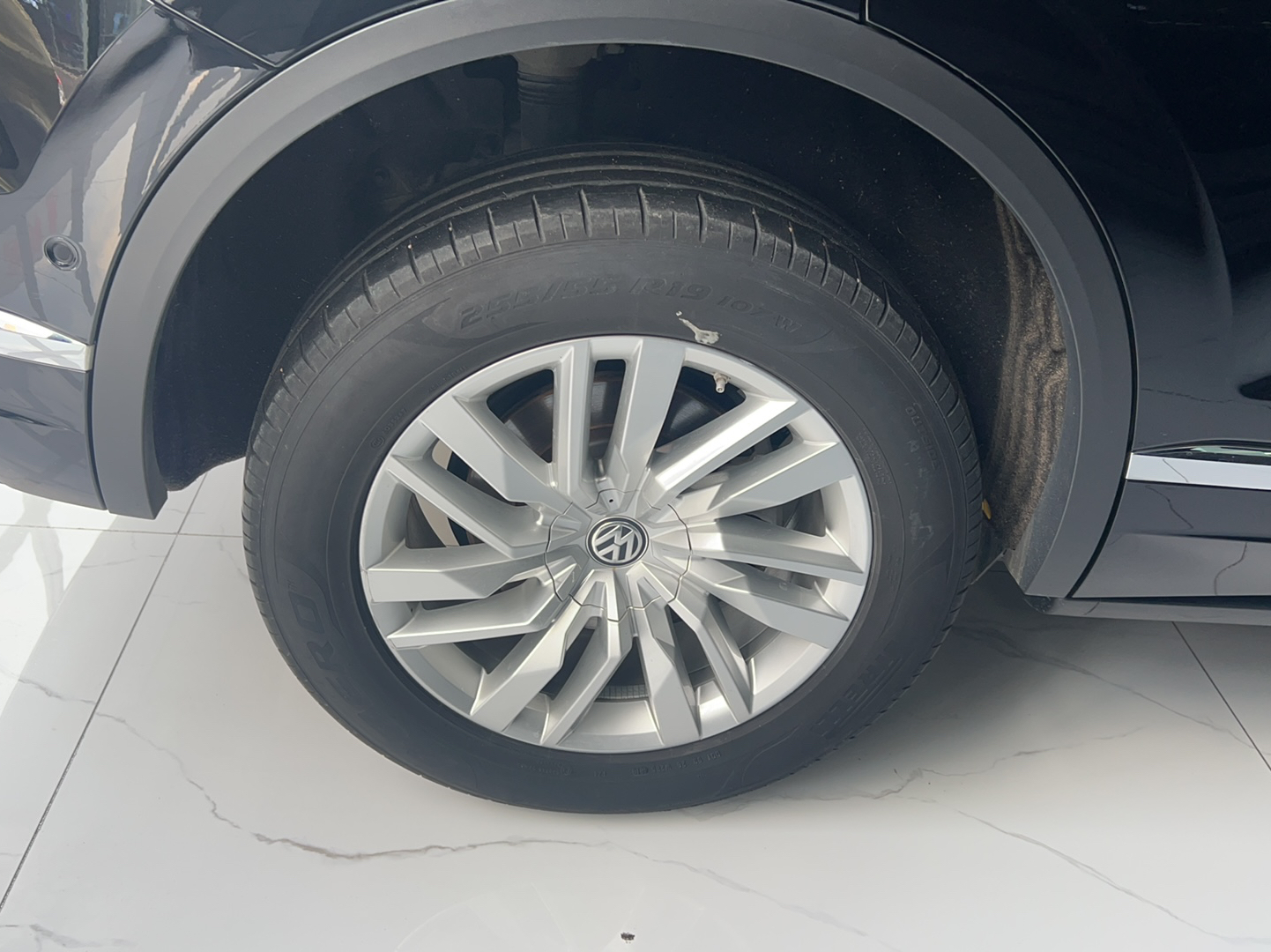 大众 途锐 2019款 2.0TSI 锐翼版 国VI(进口)