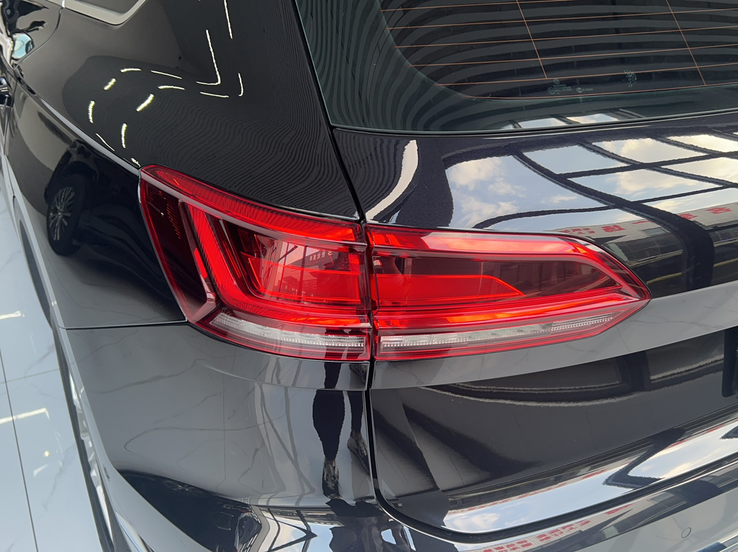 大众 途锐 2019款 2.0TSI 锐翼版 国VI(进口)