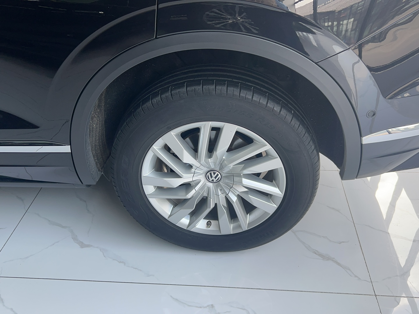 大众 途锐 2019款 2.0TSI 锐翼版 国VI(进口)