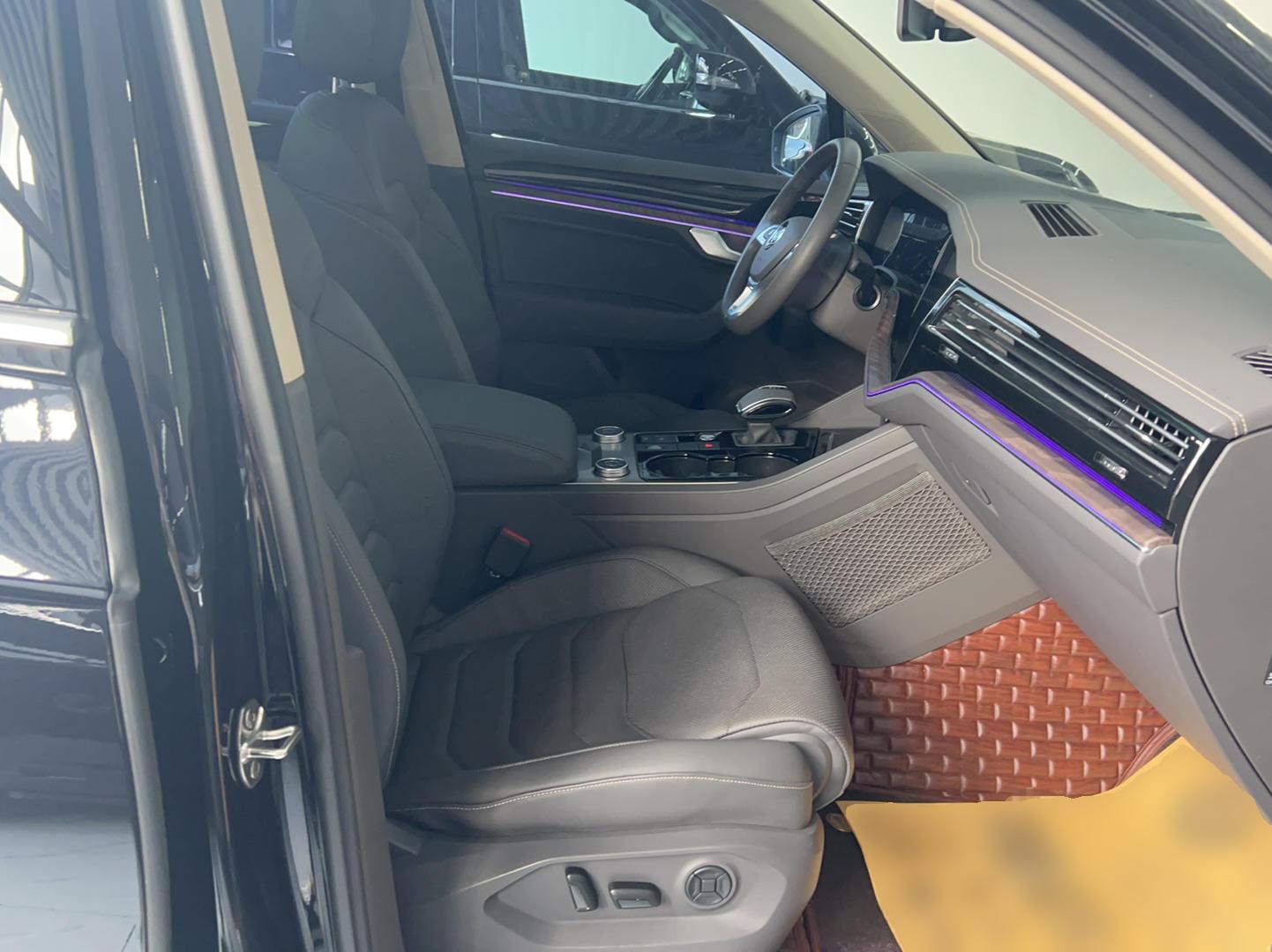 大众 途锐 2019款 2.0TSI 锐翼版 国VI(进口)