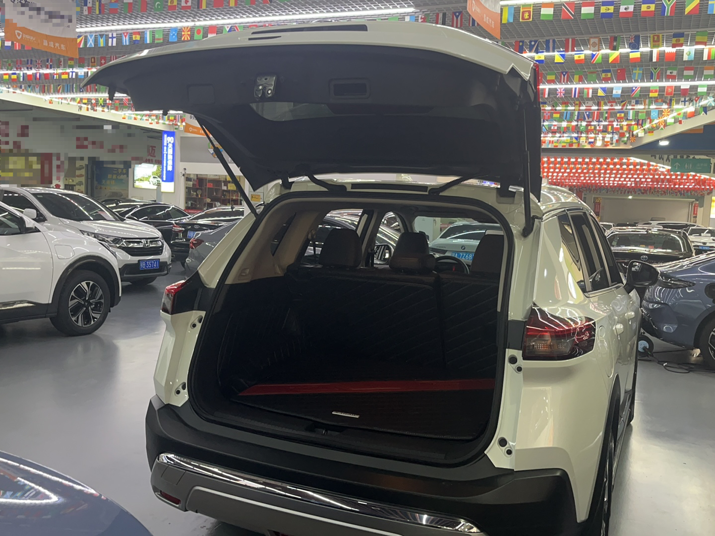 日产 奇骏 2022款 VC-Turbo 300 CVT 2WD星月限定版