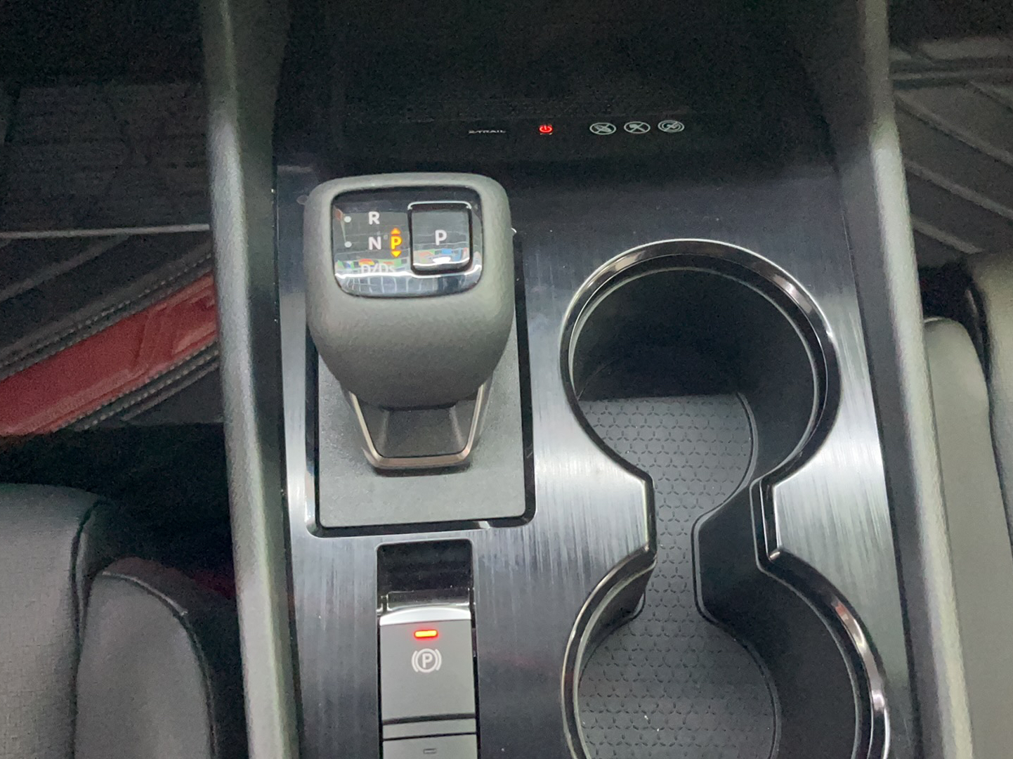 日产 奇骏 2022款 VC-Turbo 300 CVT 2WD星月限定版