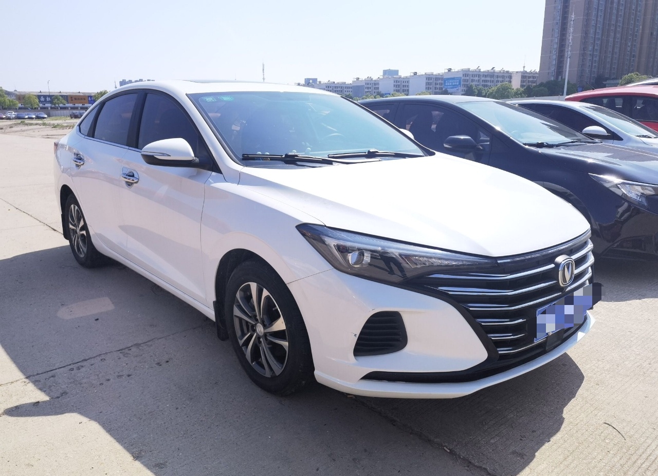 长安 逸动 2020款 PLUS 1.6L GDI 自动豪华型