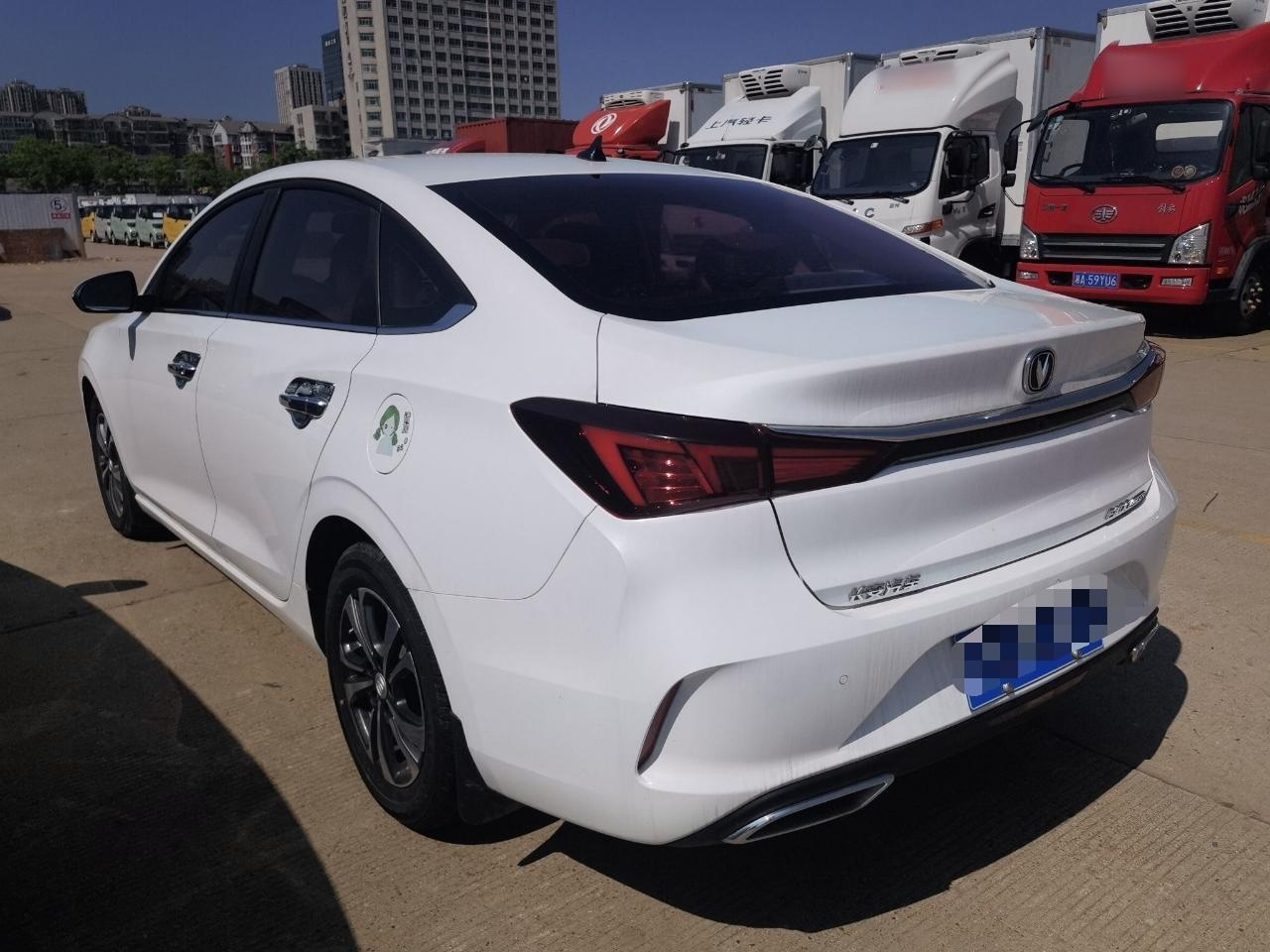 长安 逸动 2020款 PLUS 1.6L GDI 自动豪华型