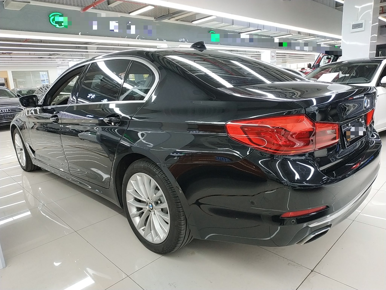 宝马5系 2020款 530Li 尊享型 豪华套装