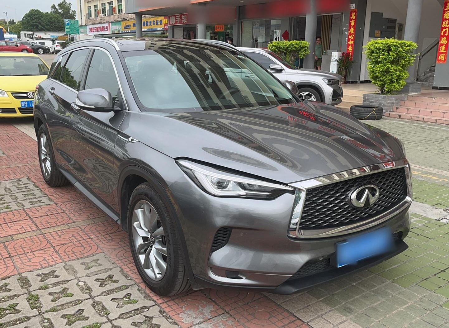 英菲尼迪QX50 2020款 2.0T 两驱时尚版