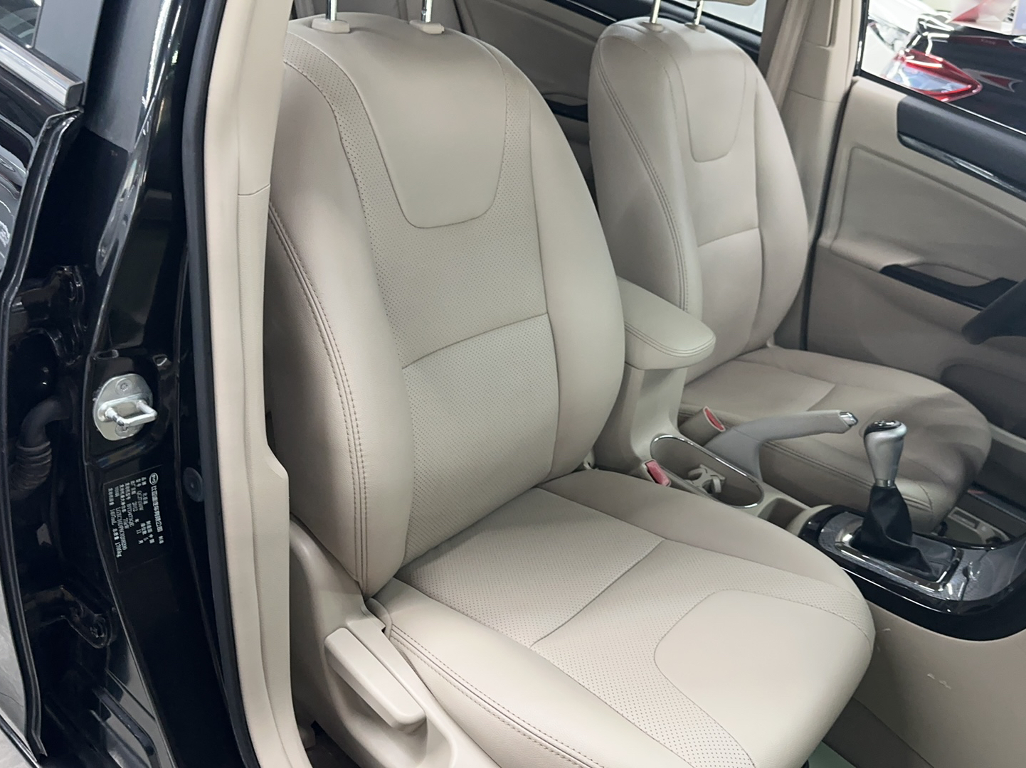 比亚迪 速锐 2012款 1.5L 手动舒适型