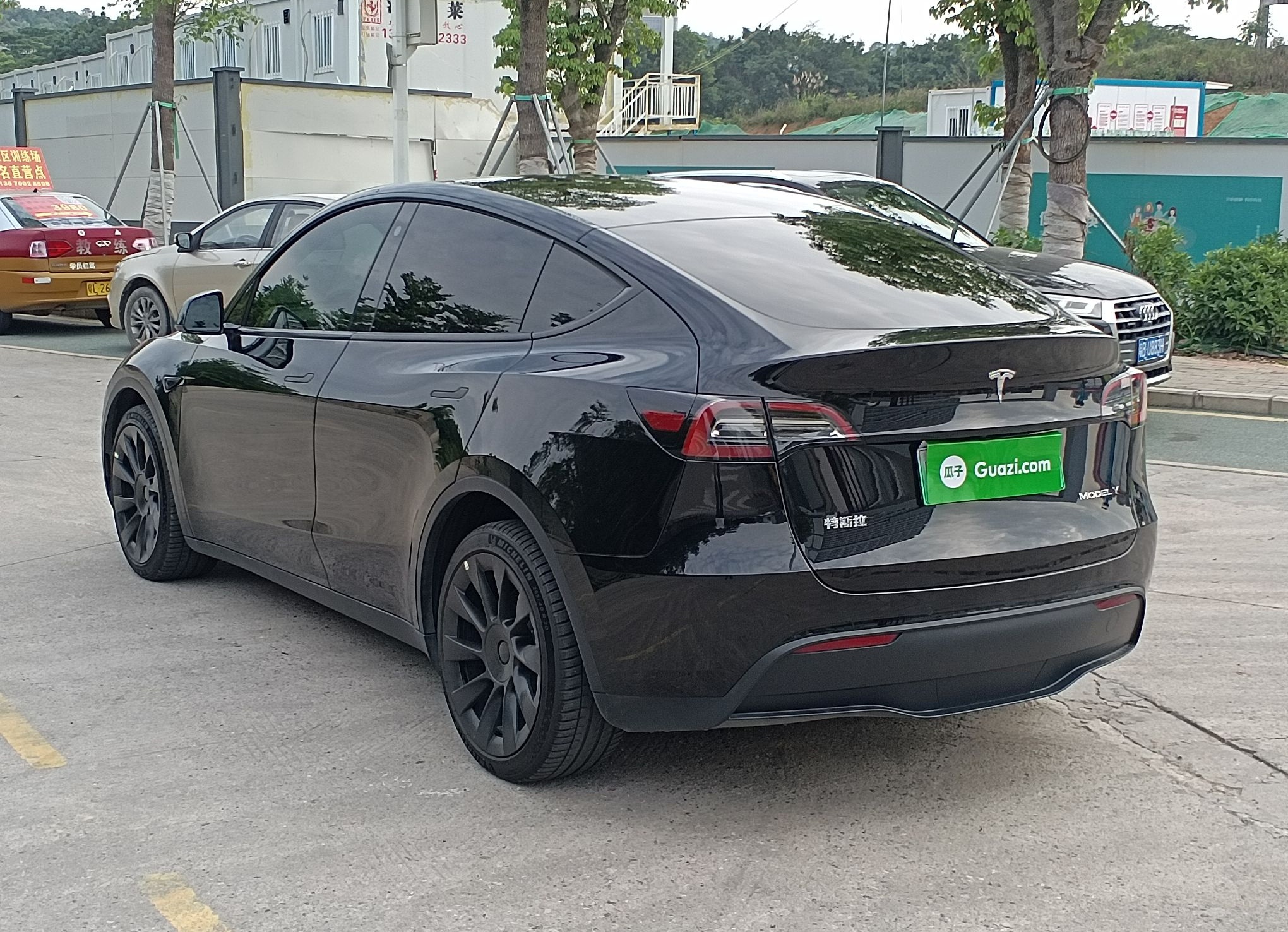 特斯拉 Model Y 2021款 长续航全轮驱动版 3D7