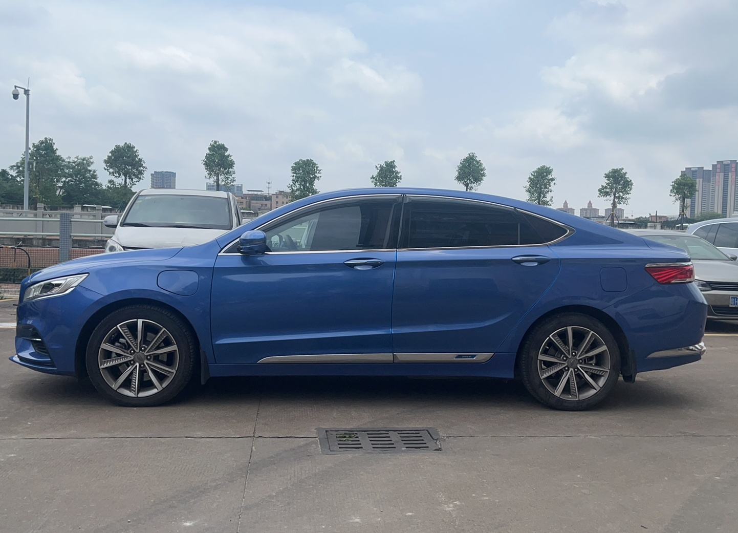 吉利汽车 博瑞GE新能源 2018款 1.5T PHEV 耀领版