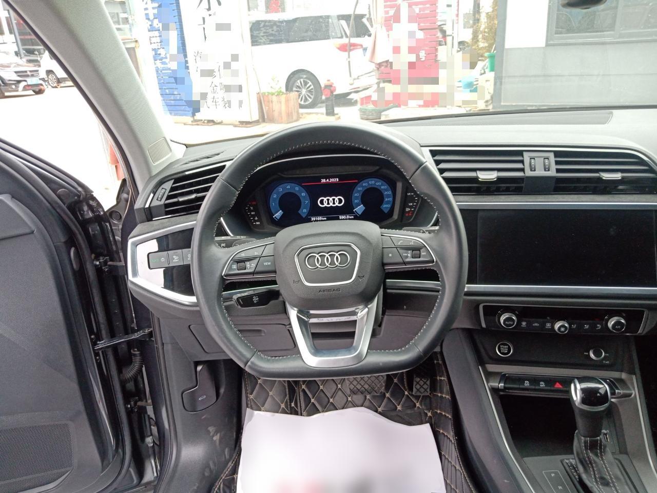 奥迪Q3 2021款 35 TFSI 时尚动感型