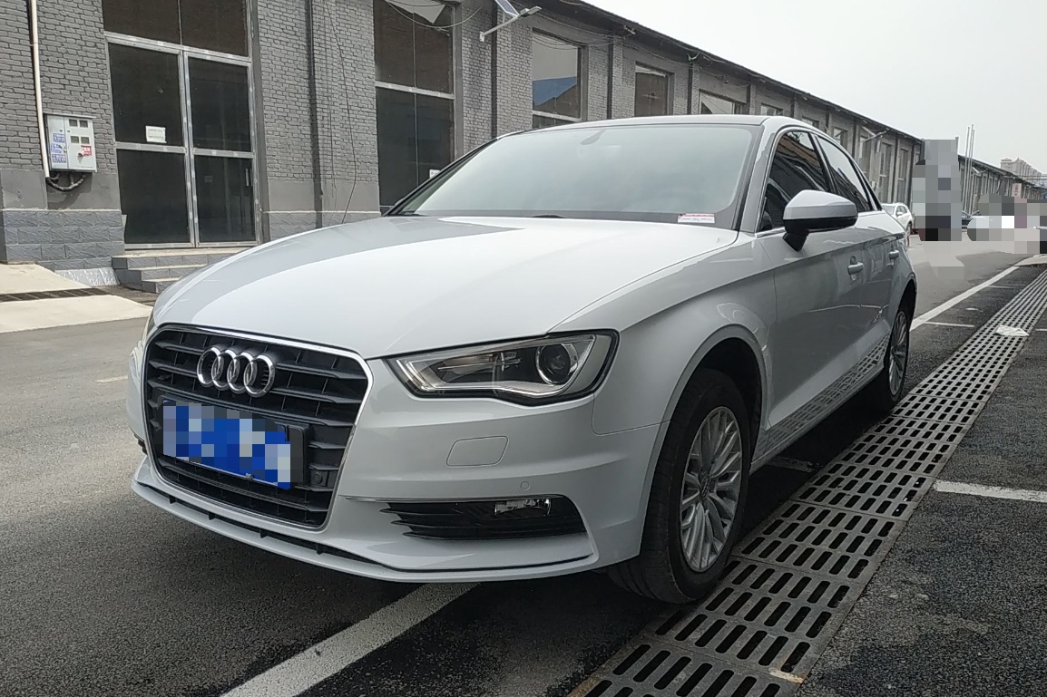 奥迪A3 2015款 Limousine 35 TFSI 百万纪念智领型