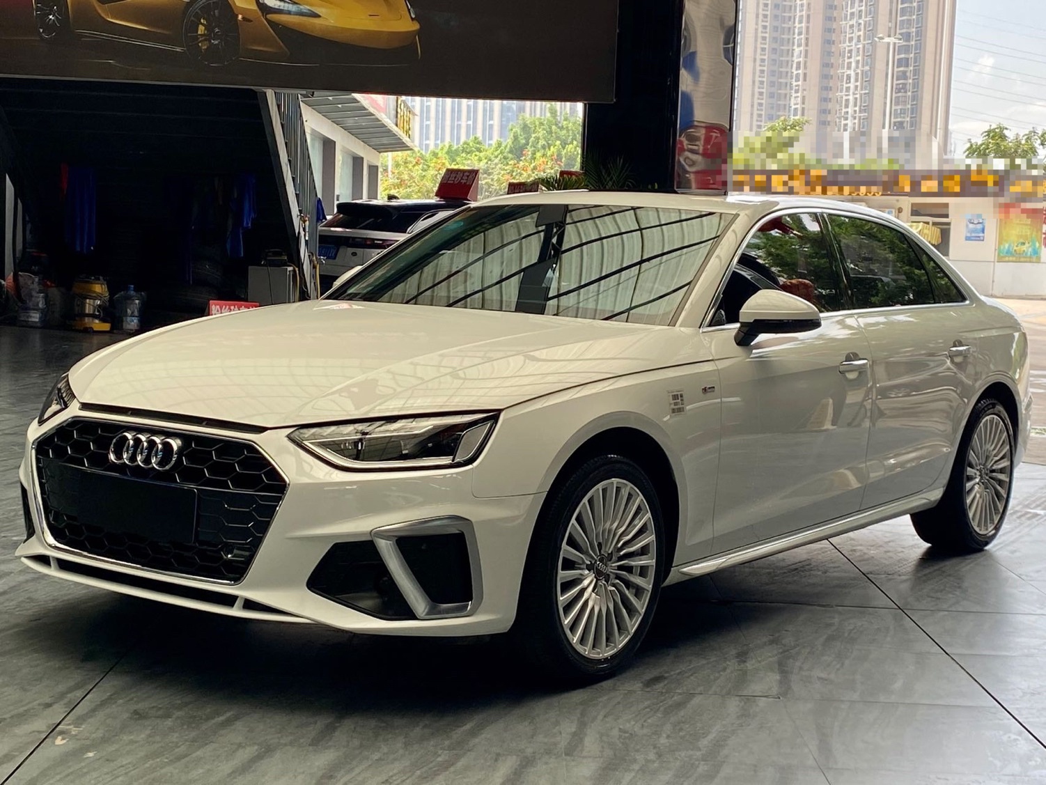 奥迪A4L 2020款 40 TFSI 时尚动感型