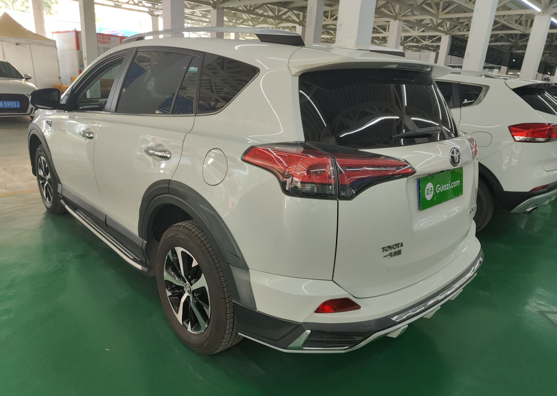 丰田 RAV4 2018款 2.0L CVT两驱风尚X版