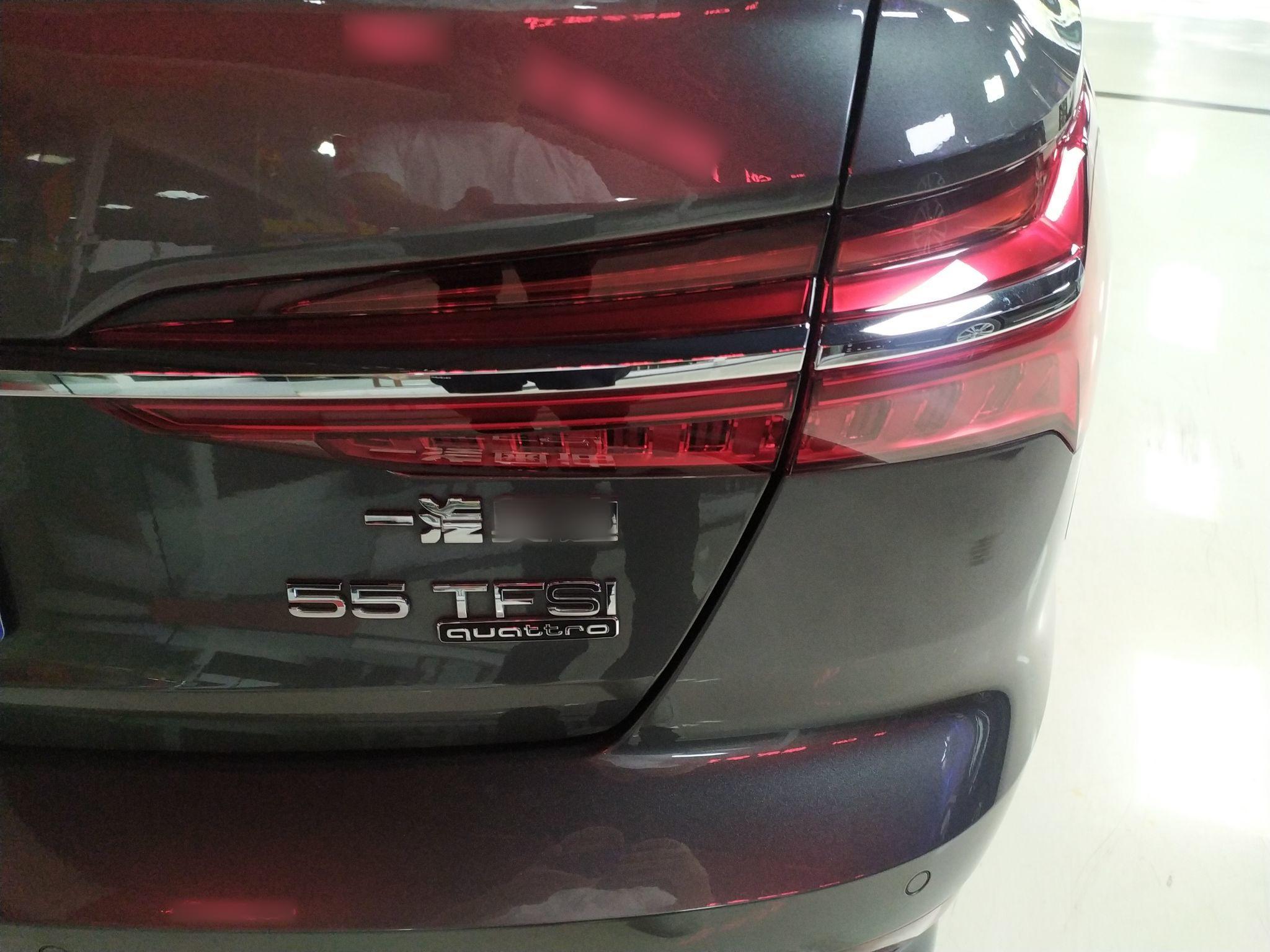 奥迪A6L 2019款 55 TFSI quattro 尊享动感型