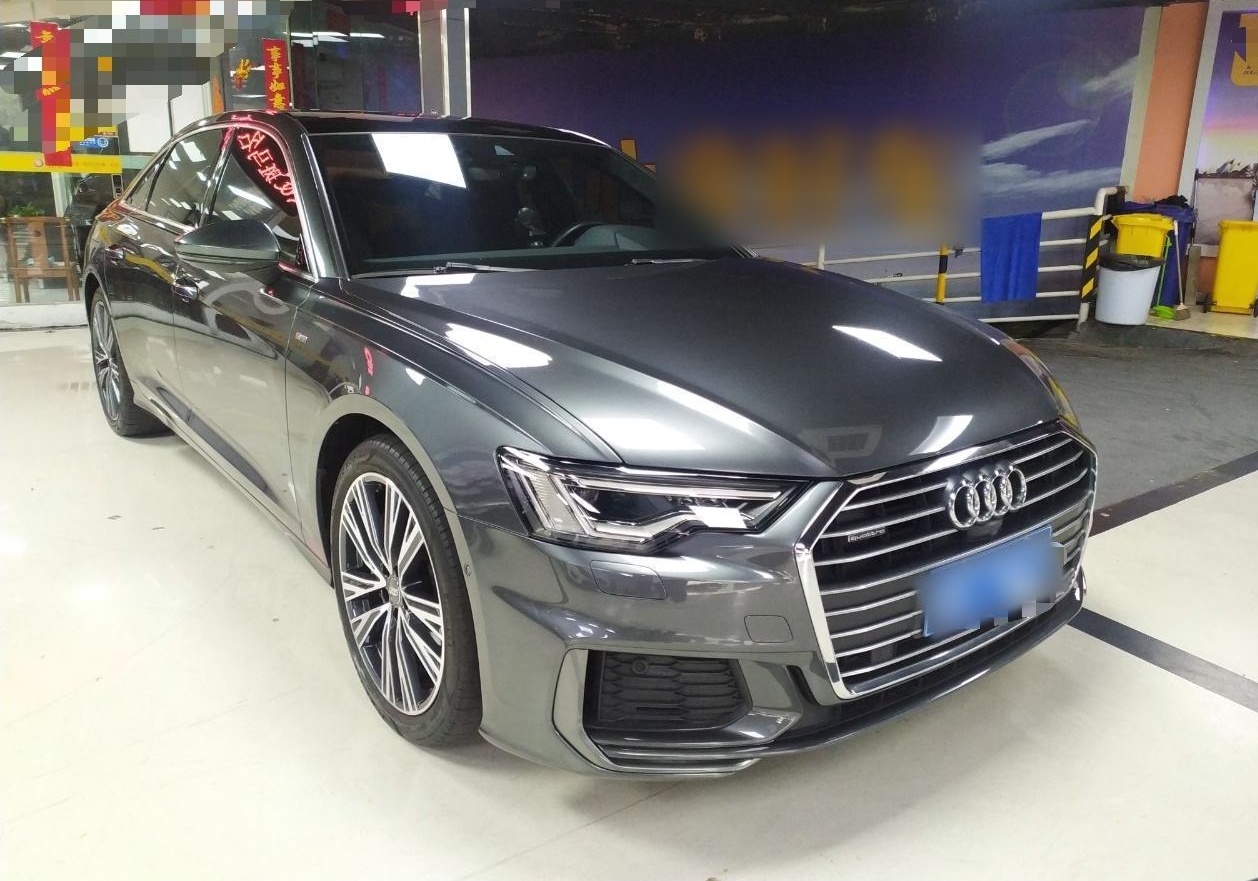 奥迪A6L 2019款 55 TFSI quattro 尊享动感型