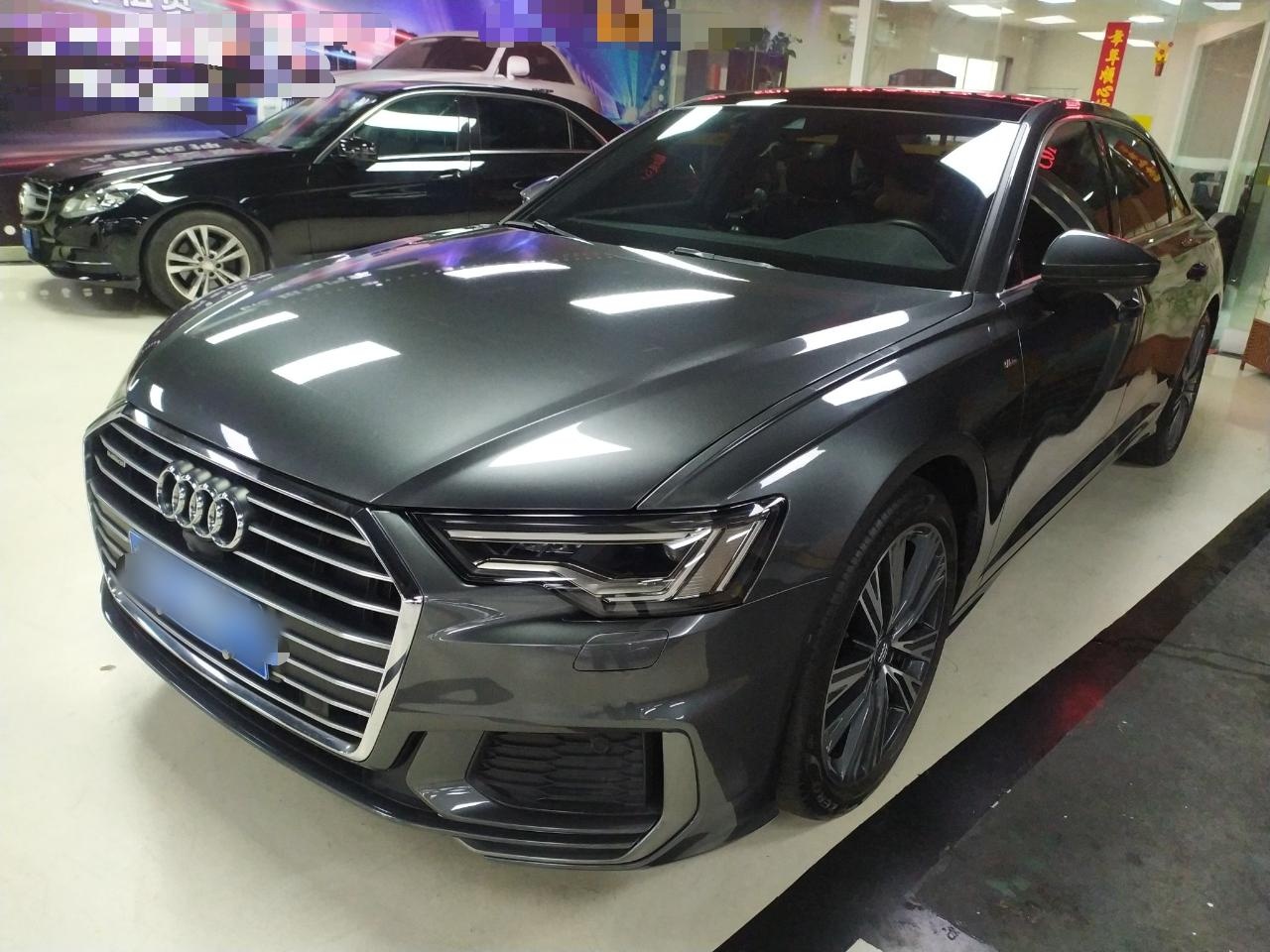 奥迪A6L 2019款 55 TFSI quattro 尊享动感型