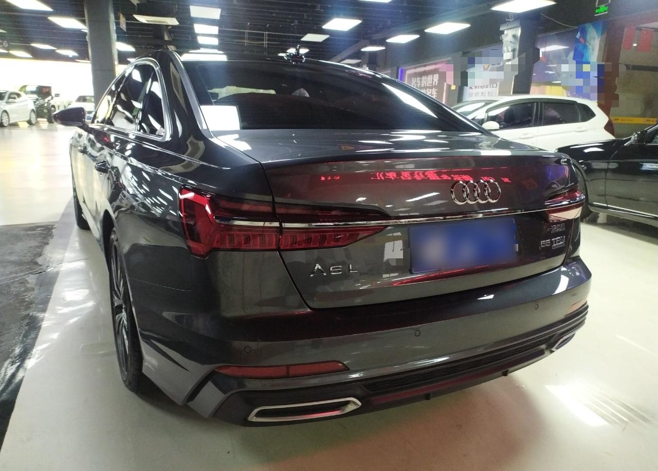 奥迪A6L 2019款 55 TFSI quattro 尊享动感型