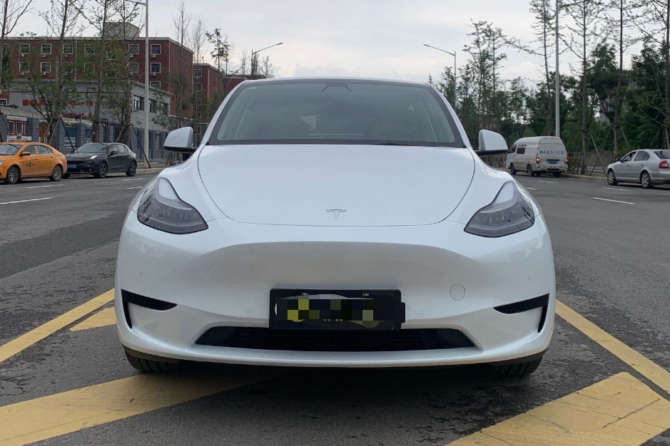 特斯拉 Model Y 2021款 标准续航后驱版