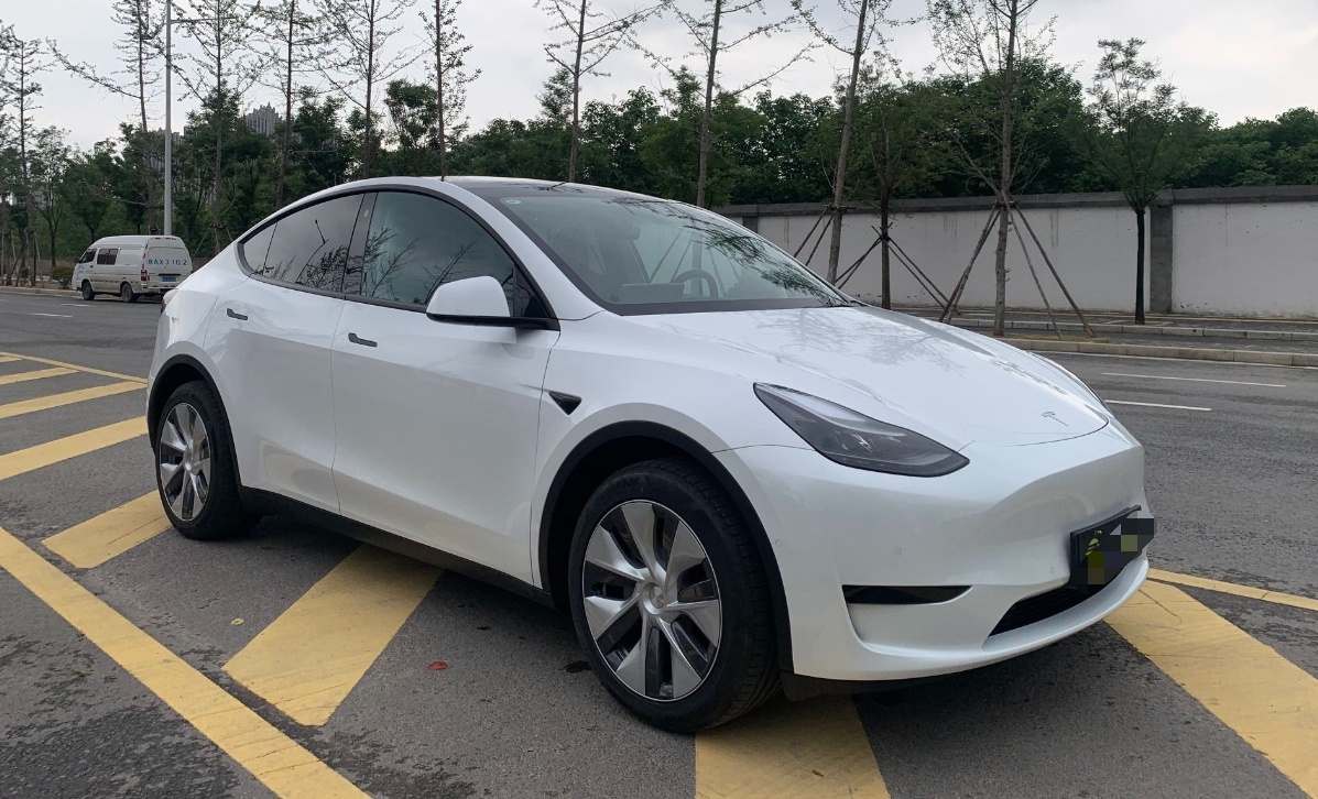 特斯拉 Model Y 2021款 标准续航后驱版