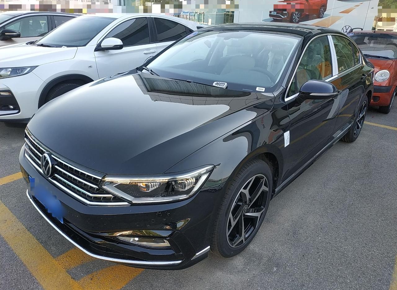 大众 迈腾 2023款 200万辆纪念版 330TSI DSG领先型