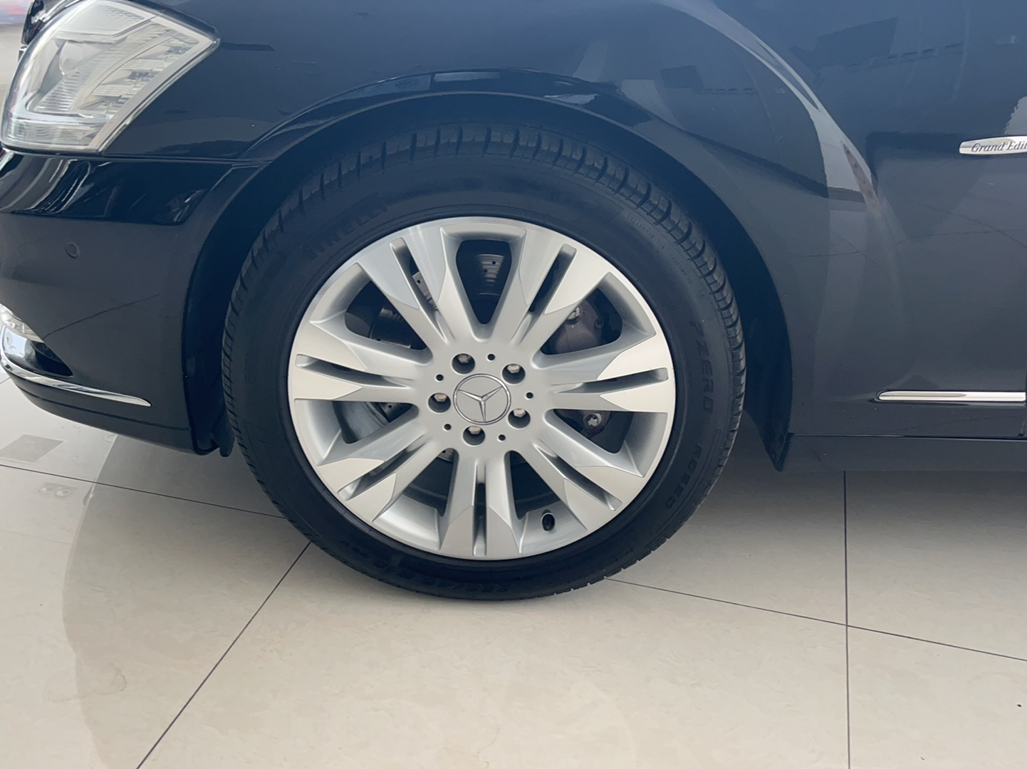 奔驰S级 2012款 S 300 L 商务型 Grand Edition(进口)