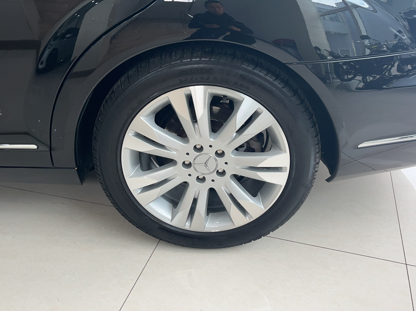 奔驰S级 2012款 S 300 L 商务型 Grand Edition(进口)